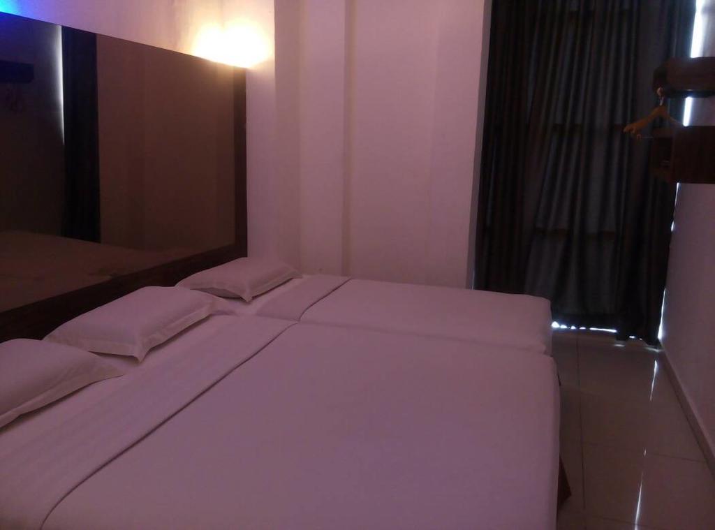 ดรีมโฮเต็ล Hotel กลัง ภายนอก รูปภาพ