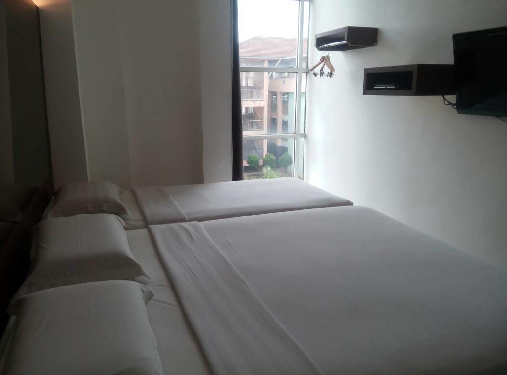 ดรีมโฮเต็ล Hotel กลัง ภายนอก รูปภาพ