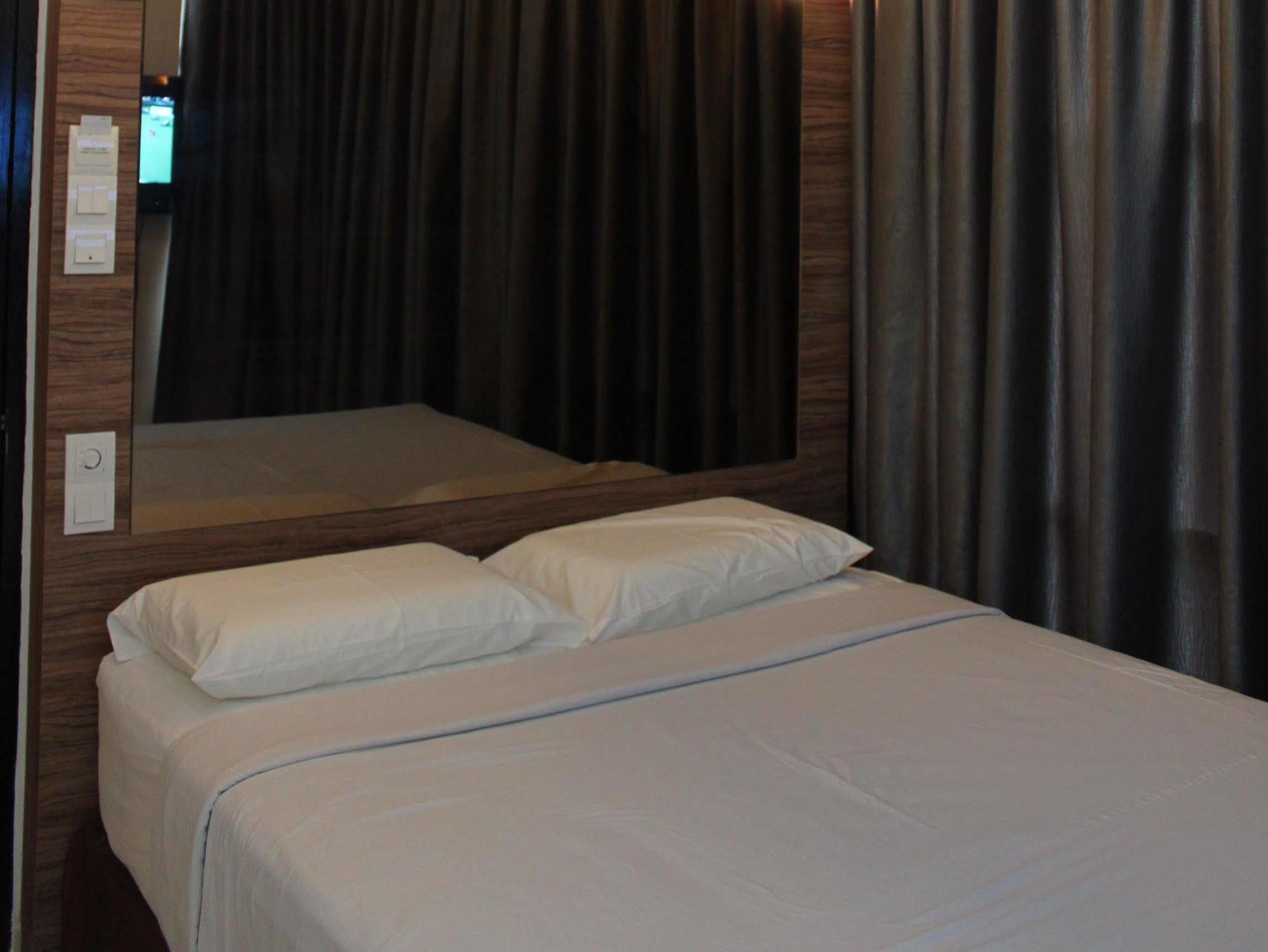 ดรีมโฮเต็ล Hotel กลัง ภายนอก รูปภาพ